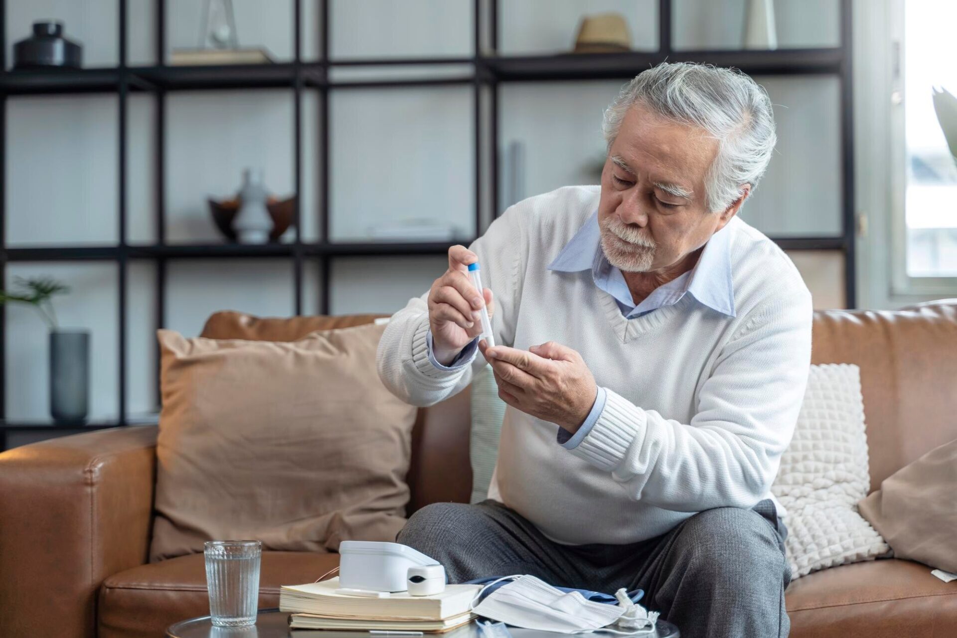 What are the different types of diabetes treatment?